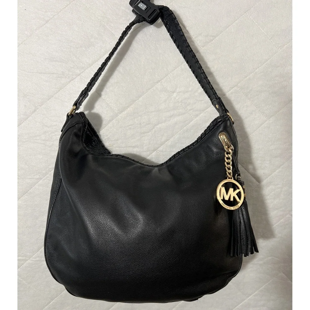 Michael Kors Handbag Womens Black Pebbled Leather Hobo Shoulder Bag Top‎ Zip